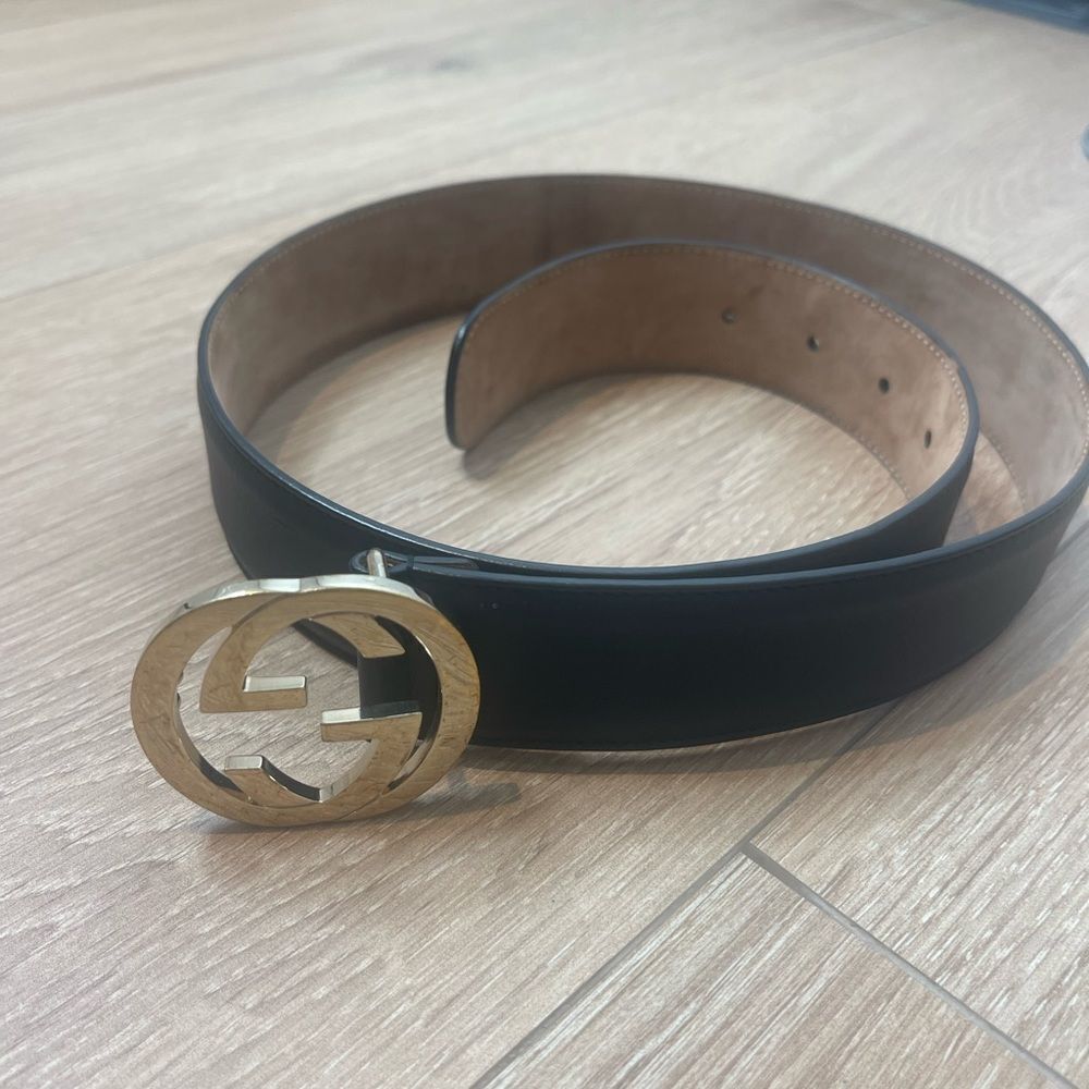 Gucci Belt. Size 80/32.